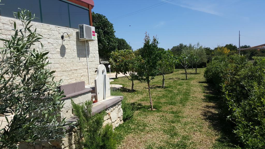 Alla Corte Di Nonna Maria Villa Pozzallo Eksteriør billede